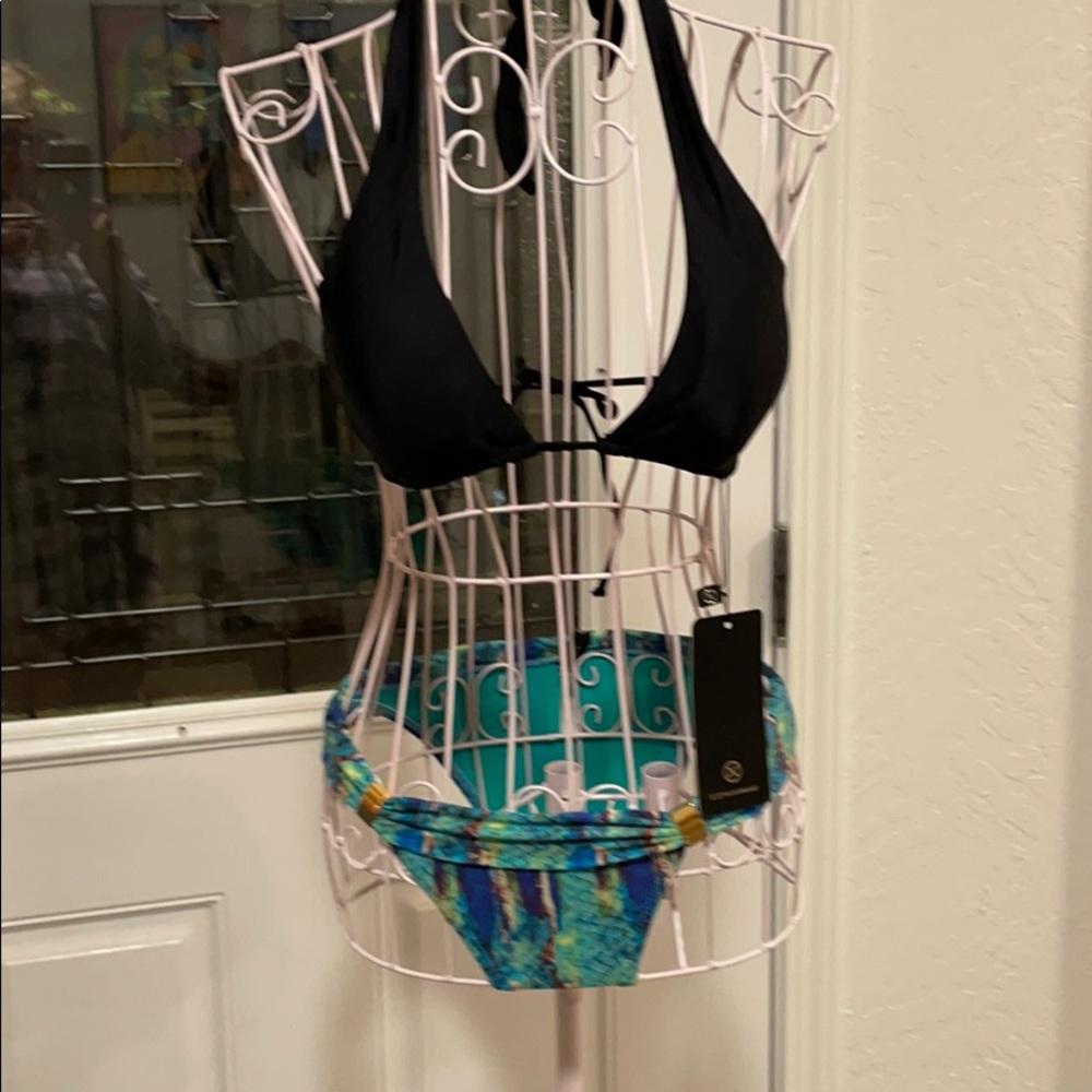 Vix Paula Hermanny Brazil Sz Sm top XS bottom